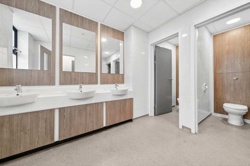 Images for Unit 7 Astra Centre