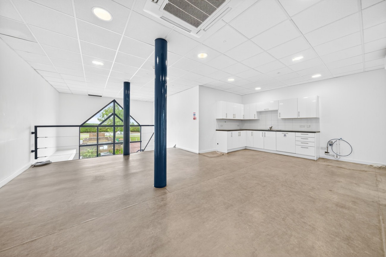 Images for Unit 7 Astra Centre EAID:6a0eb5e1f7ec2ab39e5f31507930d009 BID:2