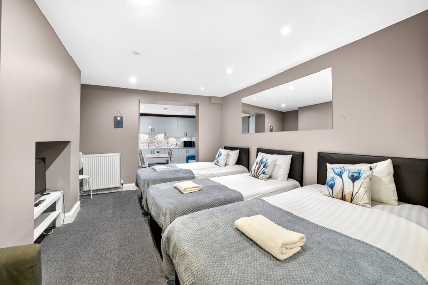 Images for Swinton Street