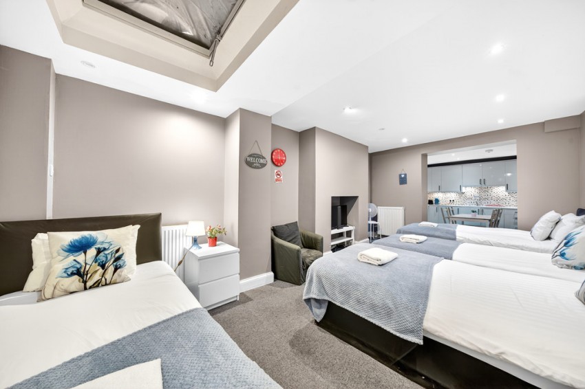 Images for Swinton Street