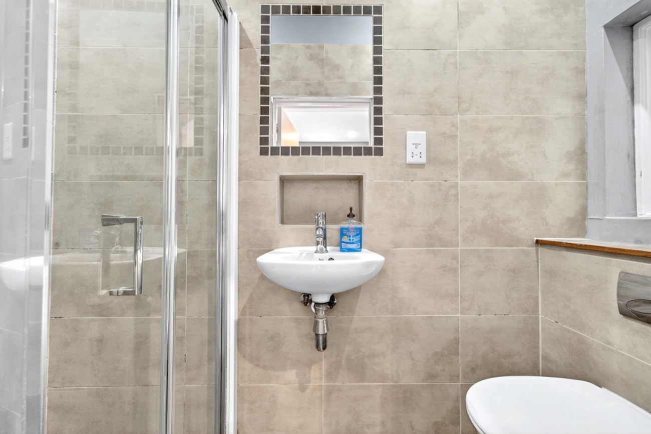 Images for Swinton Street EAID:6a0eb5e1f7ec2ab39e5f31507930d009 BID:2