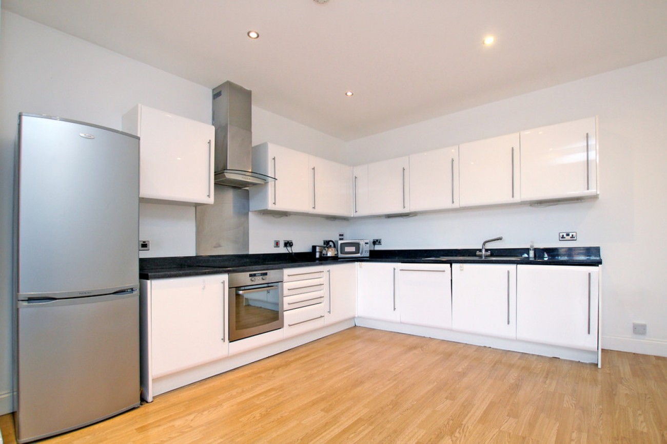 Images for Commercial Road, London EAID:6a0eb5e1f7ec2ab39e5f31507930d009 BID:1